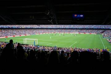 央视拒转世界杯,FIFA降价谈判（配图示意）